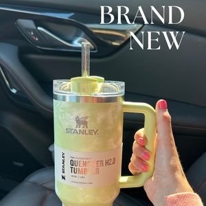 [SOLD] Stanley 40 oz Tumbler - BRAND NEW